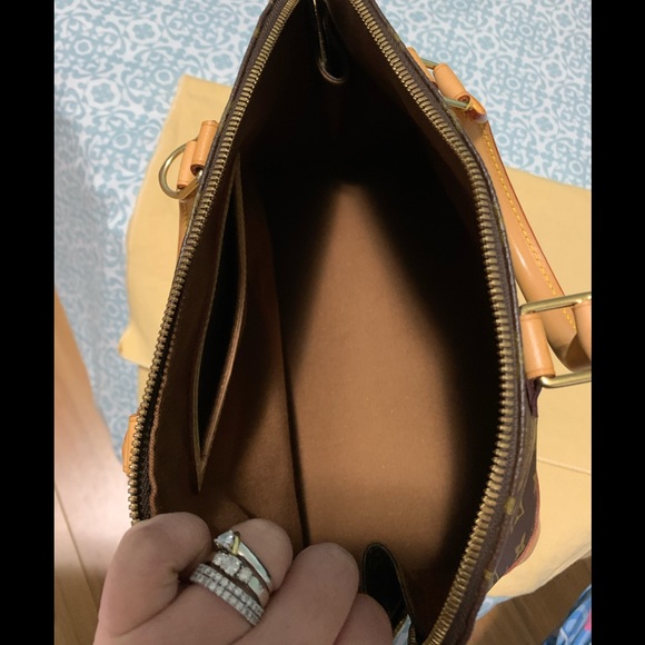 —SOLD ON INSTAGRAM— LV Alma PM - Picture 8 of 8